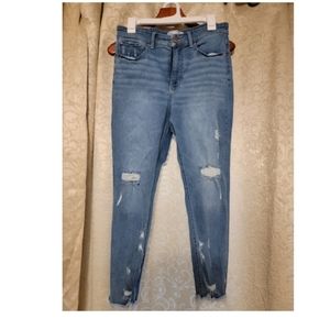 BKE ankle length jeans size 8